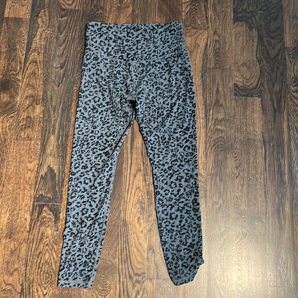 Athleta‎ Elation Ultra High Rise Tight - Picture 4 of 5